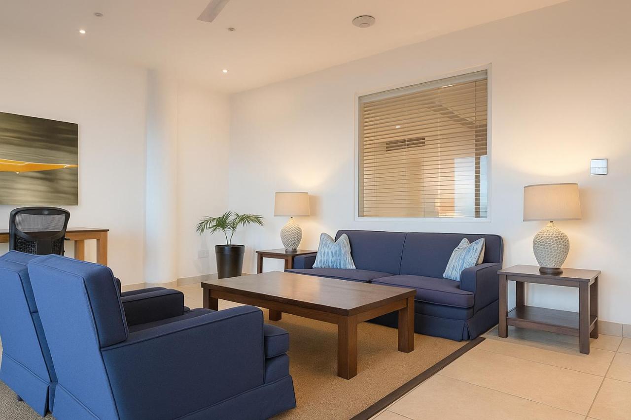 Courtyard Suite 3
